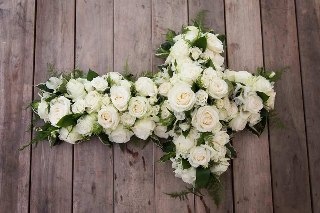 Cross with Flowers – Story Online Store